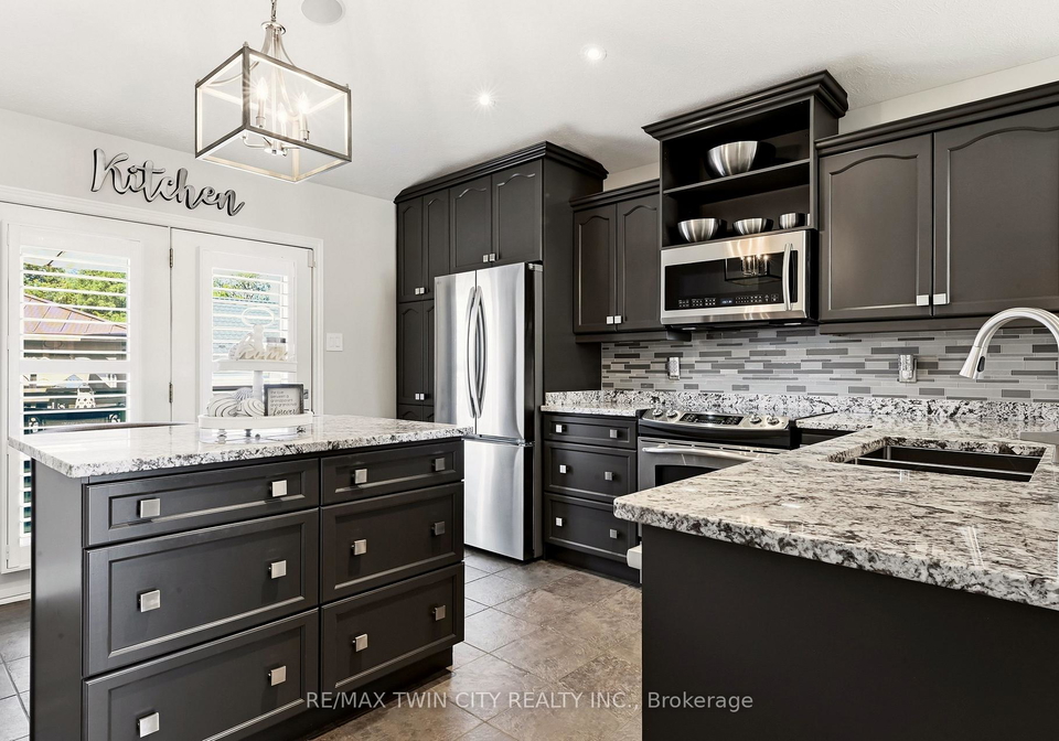 47-deerpark-avenue-brantford-ontario-x13635514
