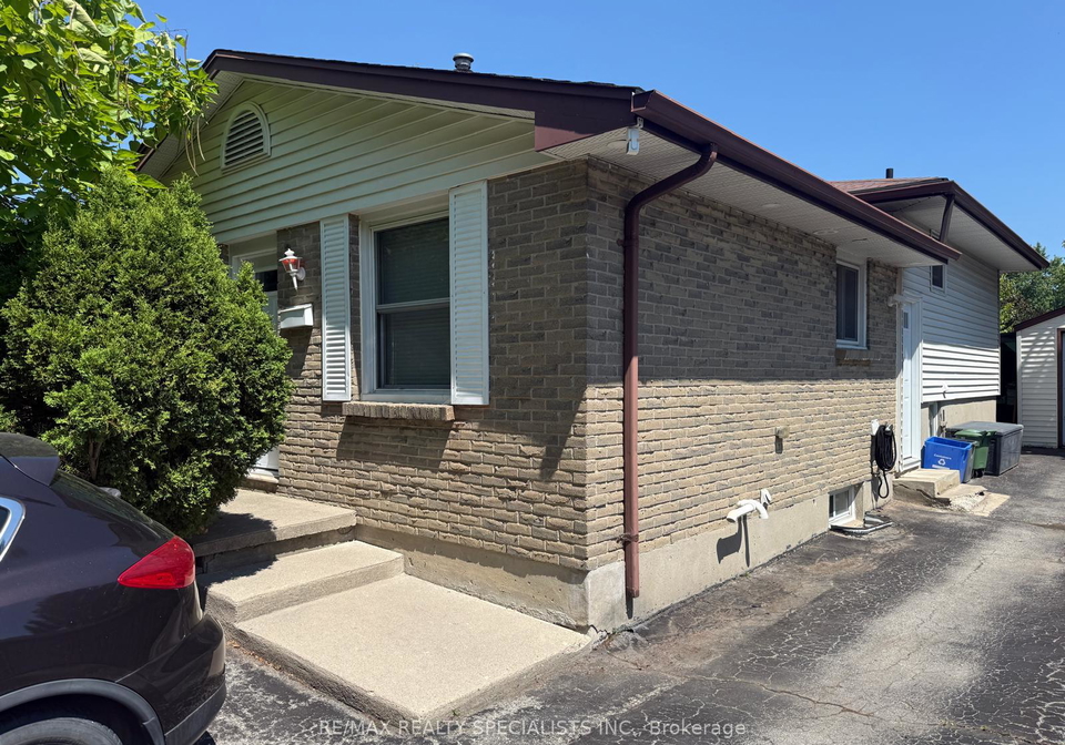 8-kintail-crescent-london-south-ontario-x13635548