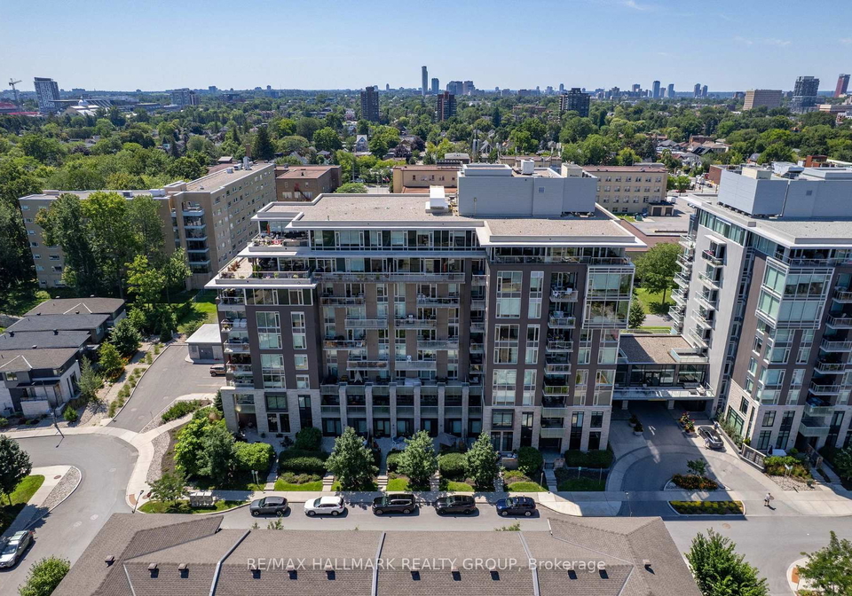 530-de-mazenod-avenue-ottawa-ontario-x13635576