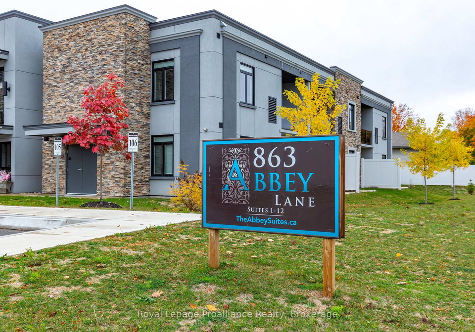 863-abbey-lane-peterborough-ontario-x13635592