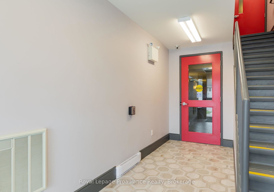 863-abbey-lane-peterborough-ontario-x13635592