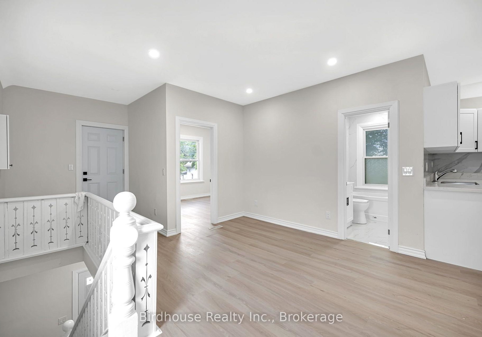 108-lindsay-street-s-kawartha-lakes-ontario-x13635826