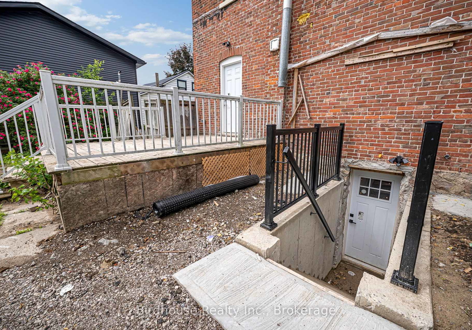 108-lindsay-street-s-kawartha-lakes-ontario-x13635838
