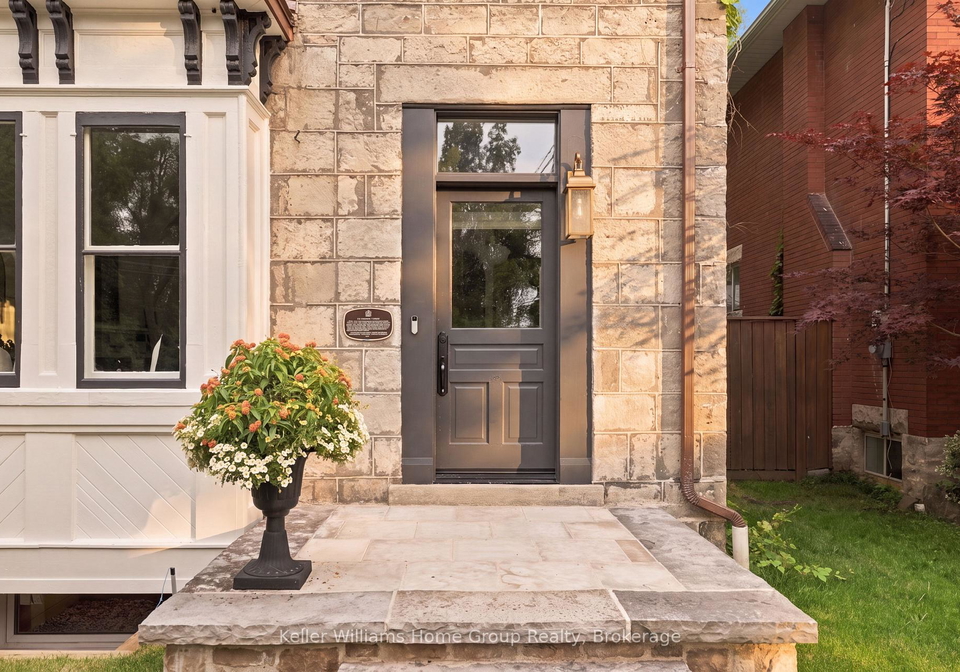 7-waterloo-avenue-guelph-ontario-x13635878