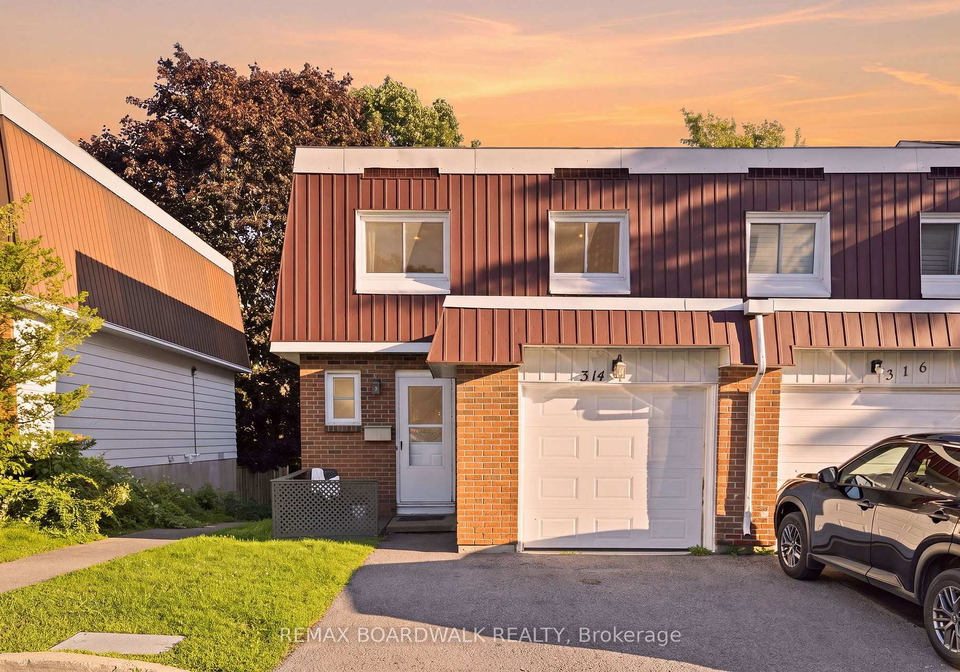 3stone-quarry-private-ottawa-ontario-x13635914