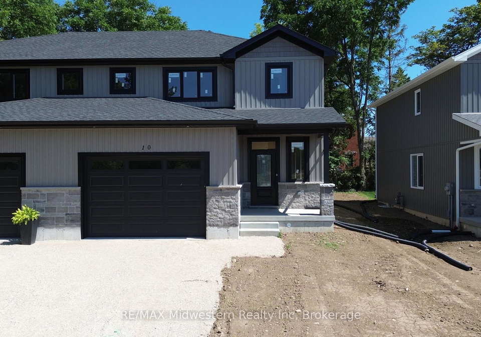 10-roberts-street-huron-east-ontario-x13635928