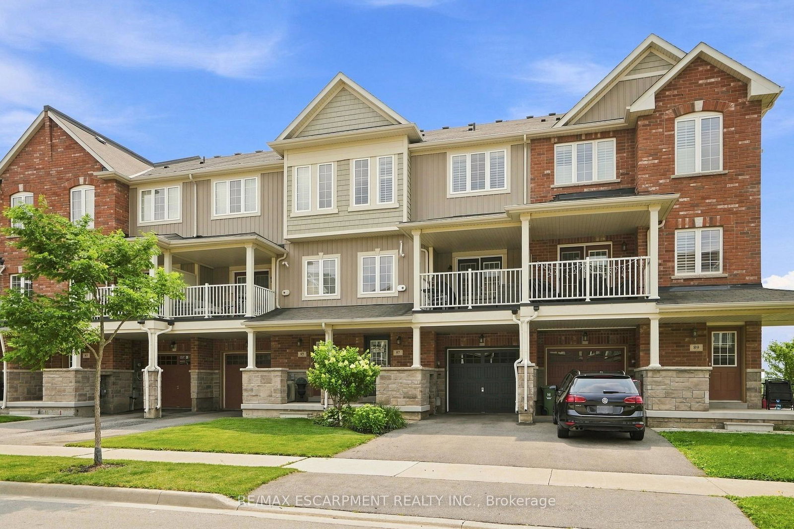 87-hugill-way-hamilton-ontario-x13635984