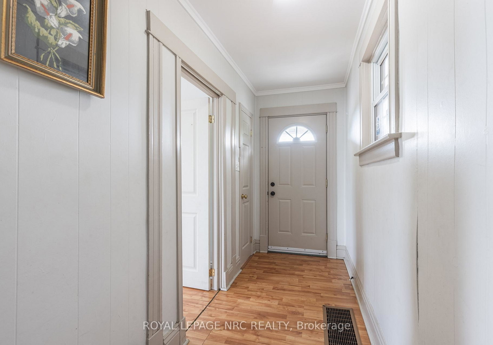 44-carlisle-street-st-catharines-ontario-x13636042