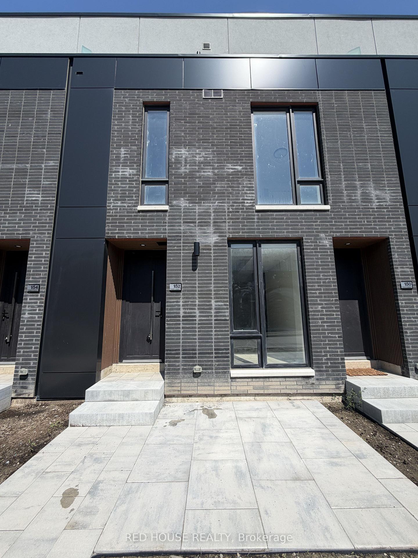 152-everett-common-st-catharines-ontario-x13636284