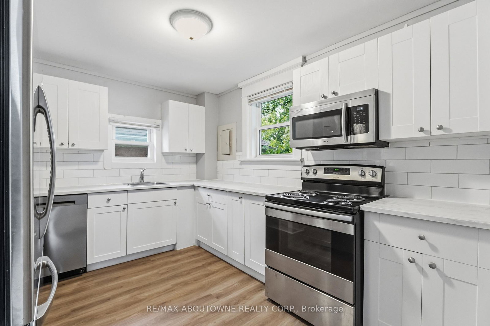 107-lake-street-st-catharines-ontario-x13636488