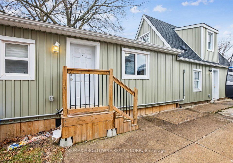 19-bailey-street-st-catharines-ontario-x13636496