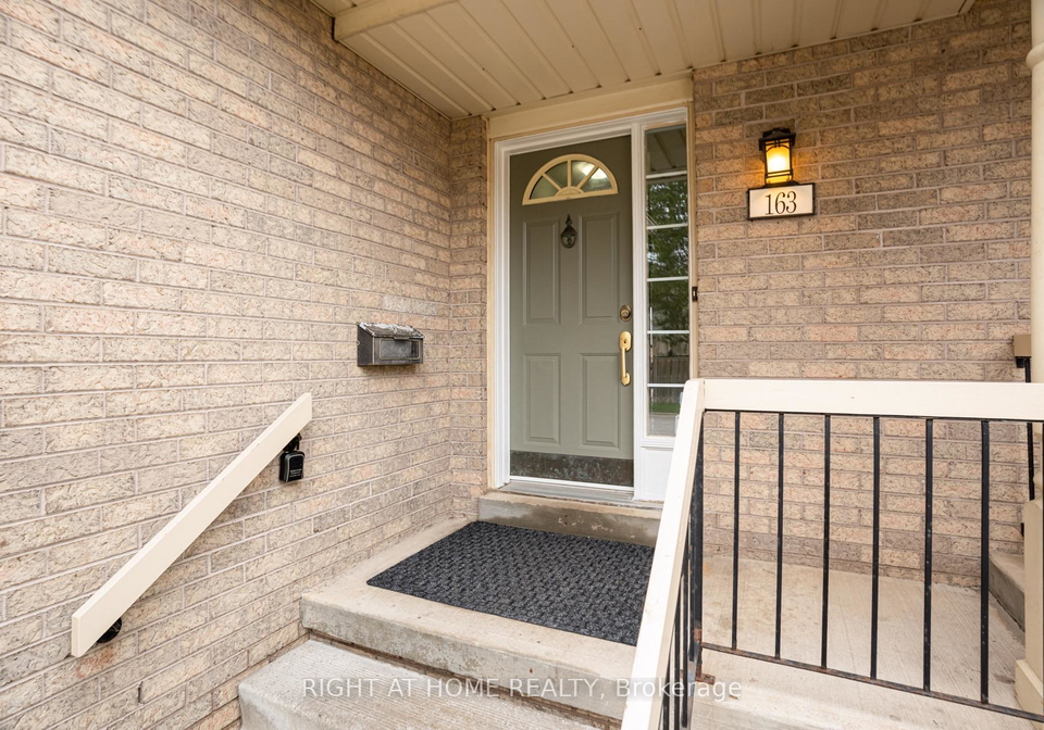 302-college-avenue-w-guelph-ontario-x13636510