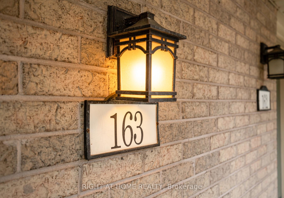 302-college-avenue-w-guelph-ontario-x13636510