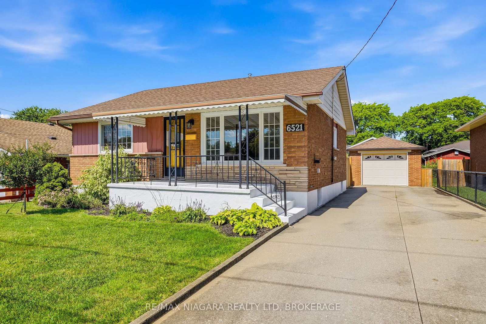 6521-caledonia-street-niagara-falls-ontario-x13636614
