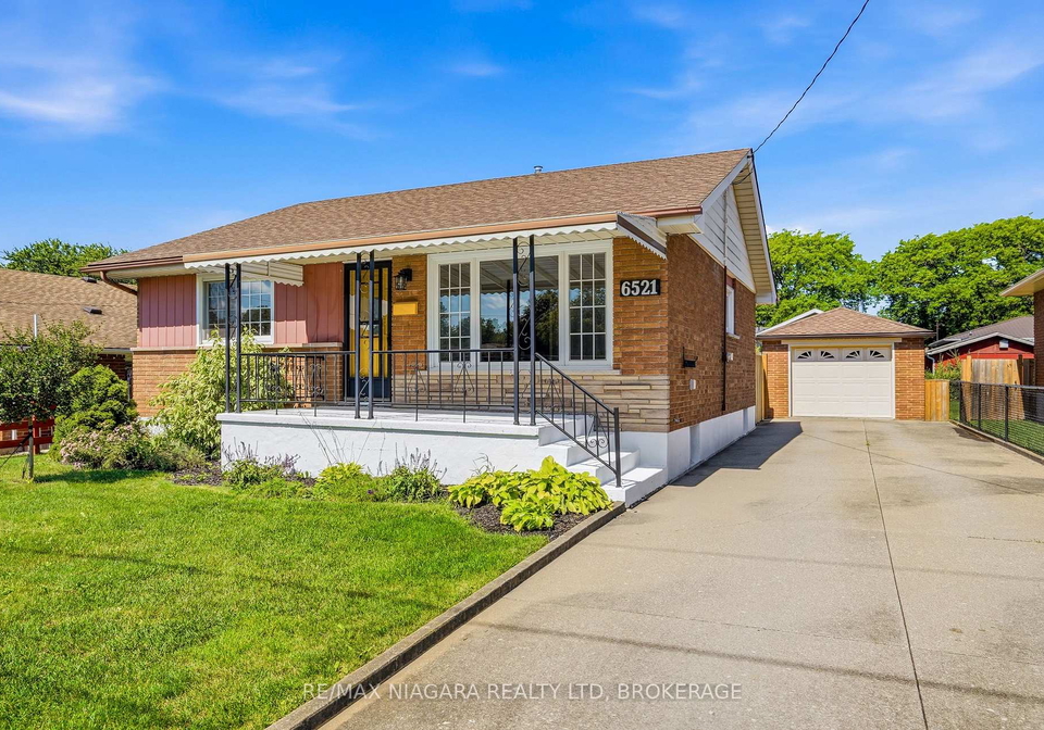6521-caledonia-street-niagara-falls-ontario-x13636614