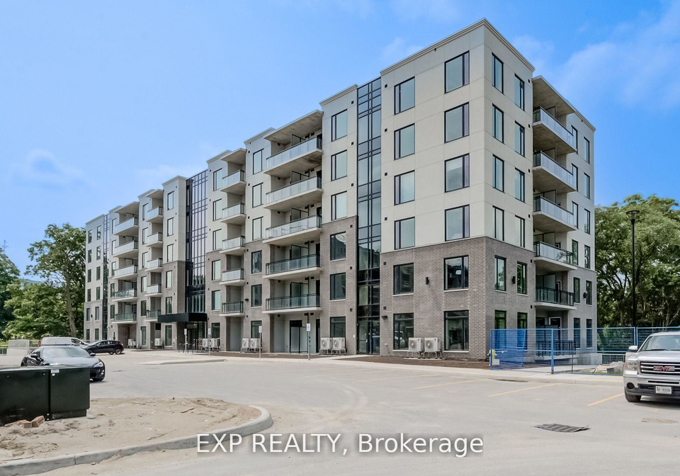 103-roger-street-waterloo-ontario-x13636646