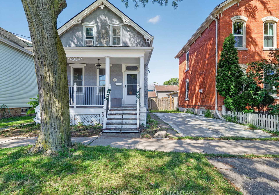 15-catherine-street-st-catharines-ontario-x13636770