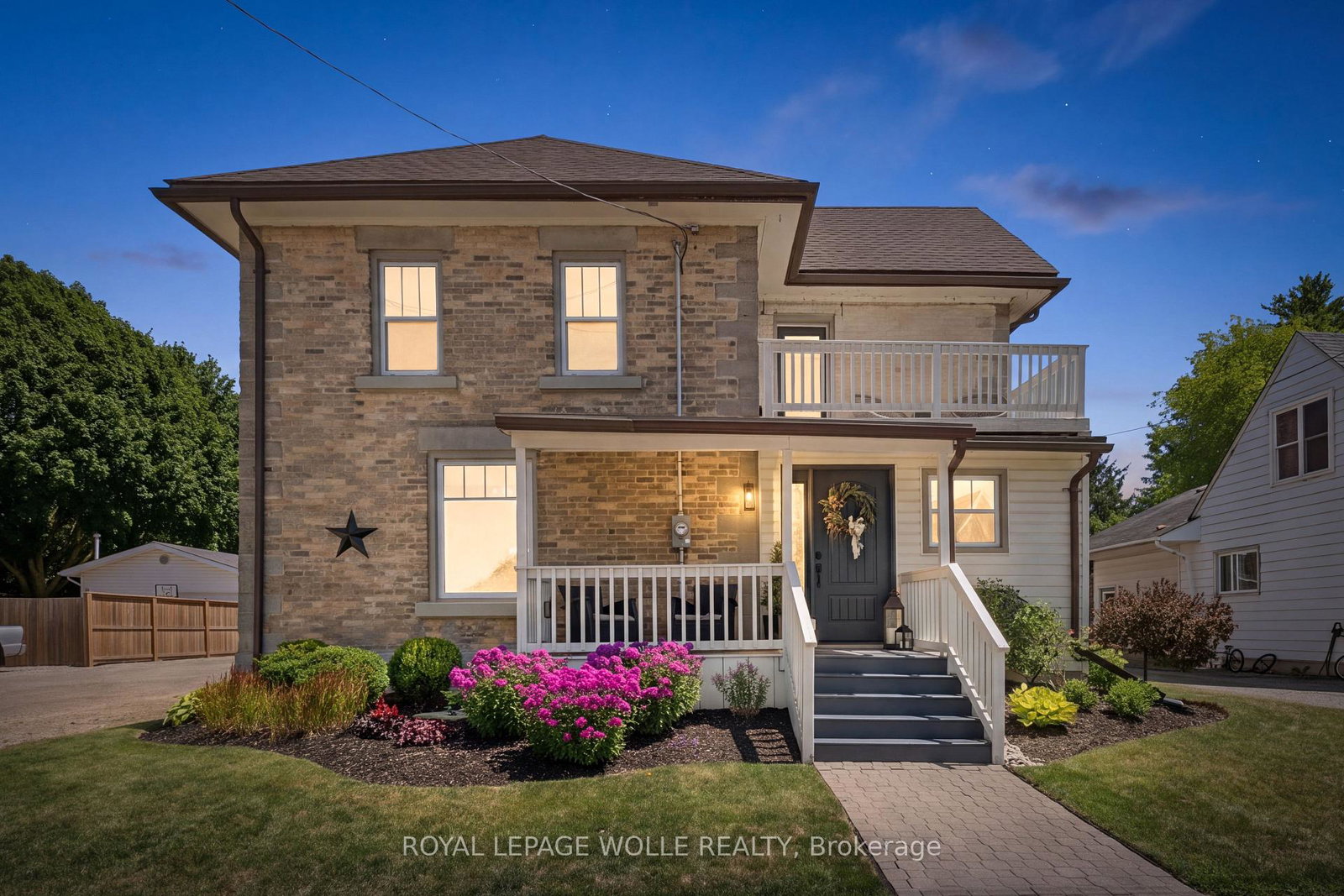 332-n-jane-street-minto-ontario-x13636868