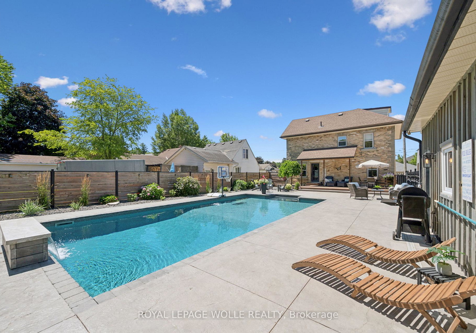332-n-jane-street-minto-ontario-x13636868