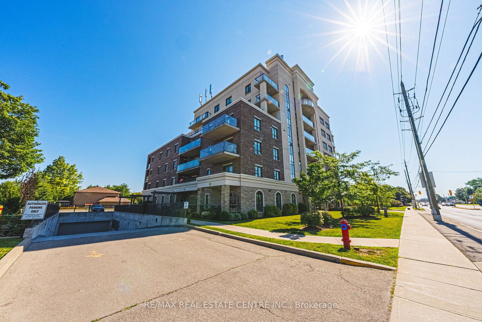 319-highway-8-road-hamilton-ontario-x13636880