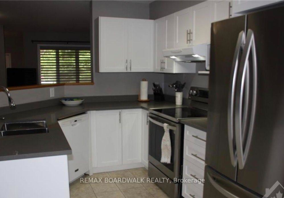 509-lawler-crescent-ottawa-ontario-x13636982