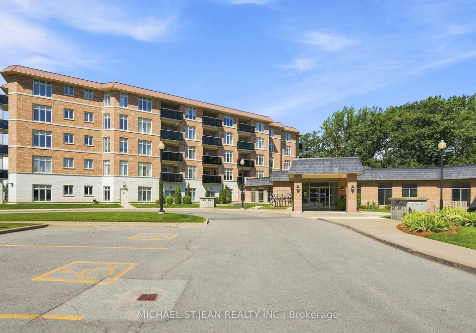 8111-forest-glen-drive-niagara-falls-ontario-x13637086