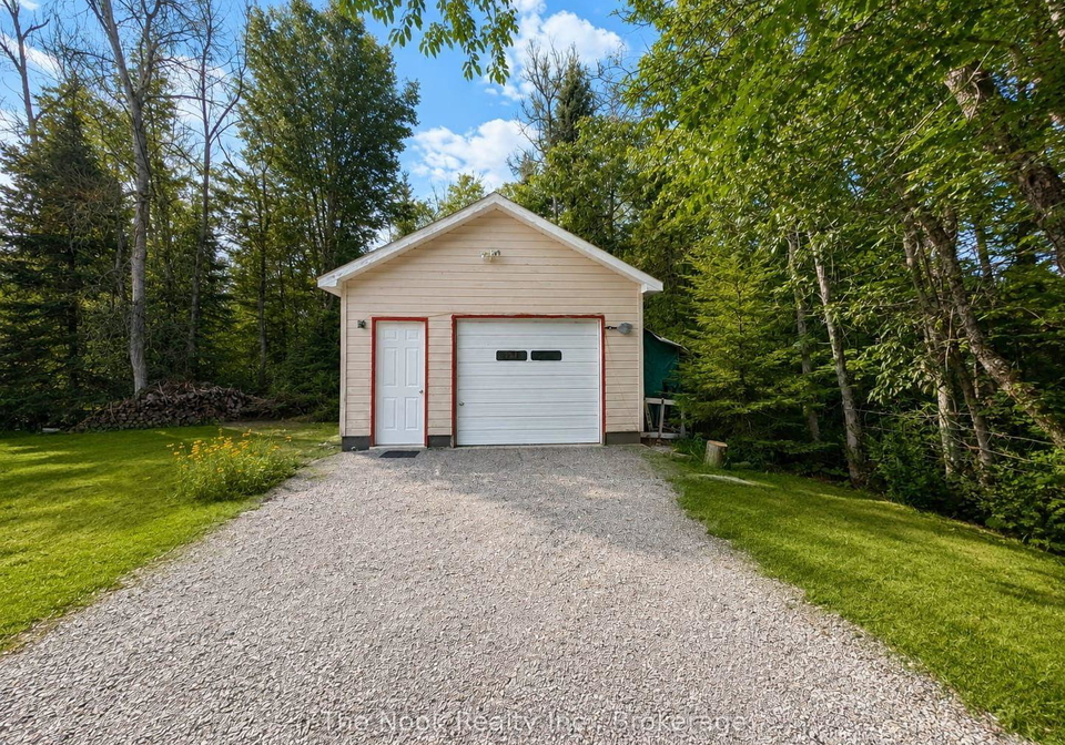 1014-irondale-road-minden-hills-ontario-x13637196