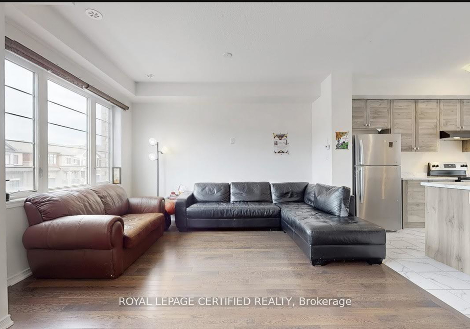65-holder-drive-brantford-ontario-x13637258