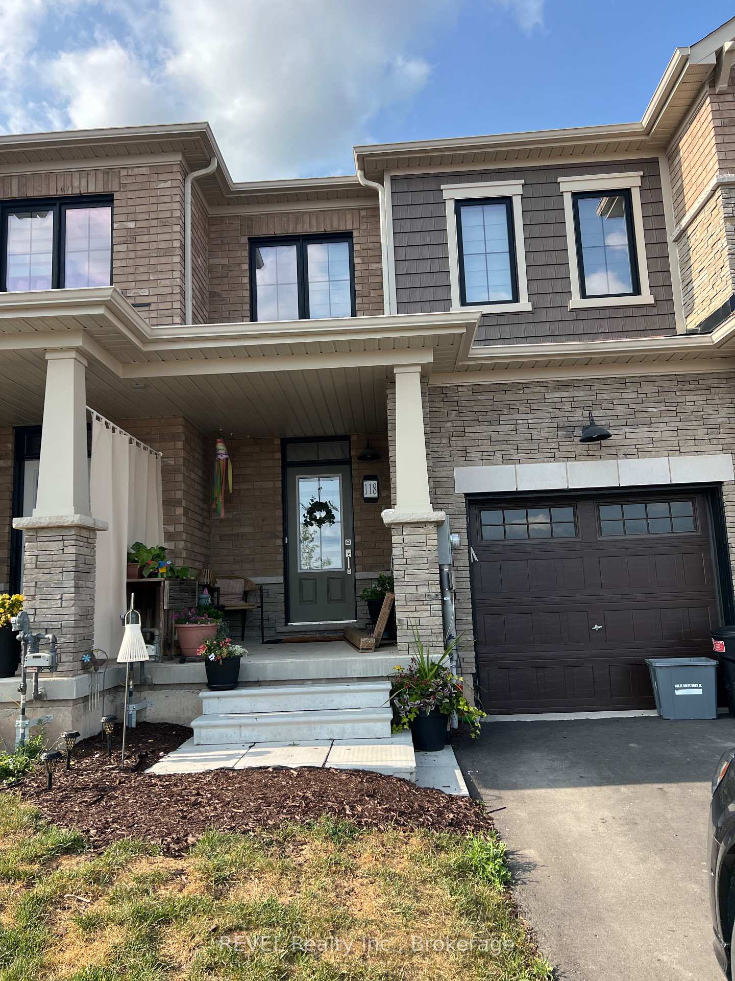 118-varsity-drive-welland-ontario-x13637304