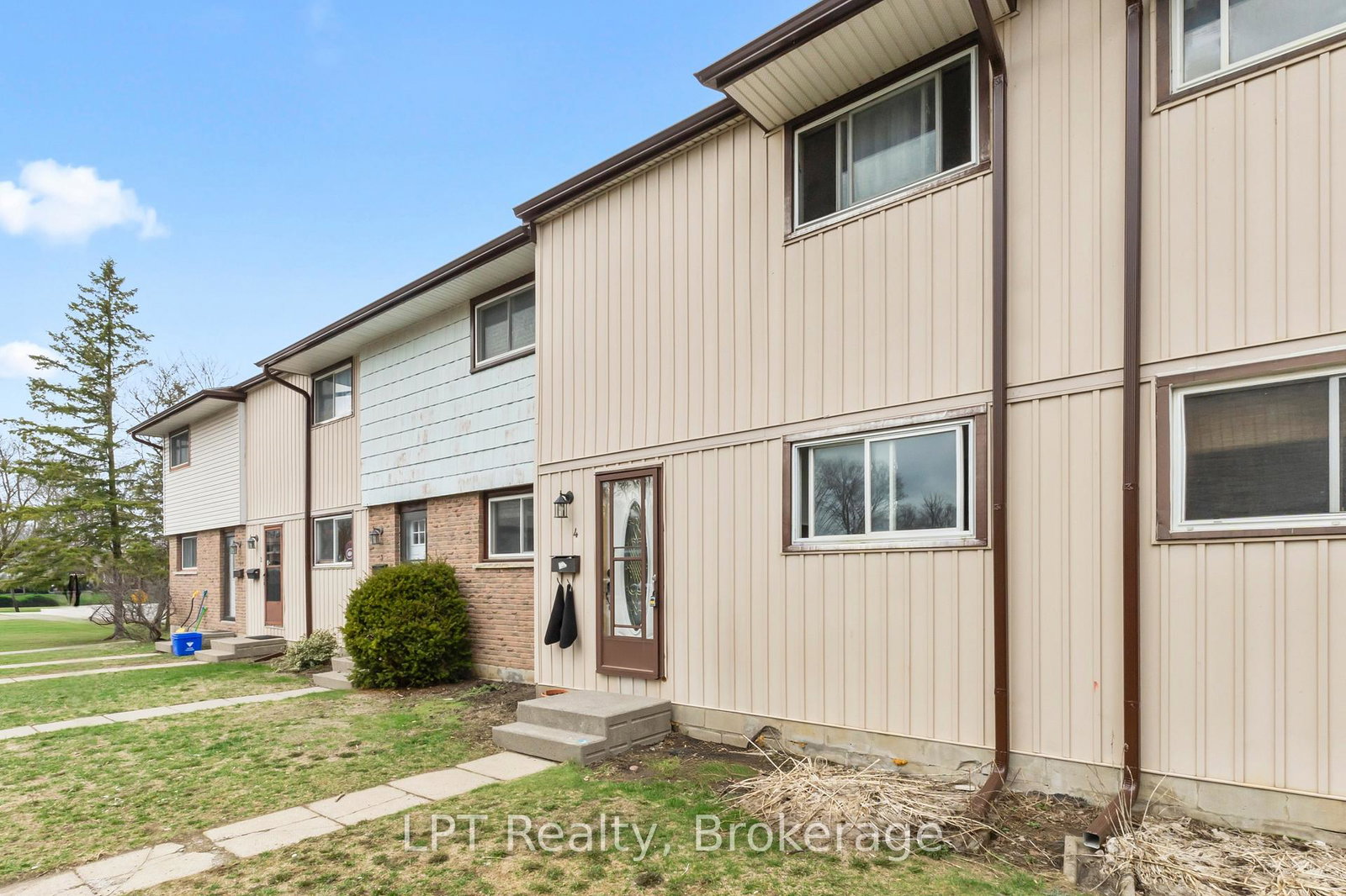 tiffany-place-quinte-west-ontario-x13637332