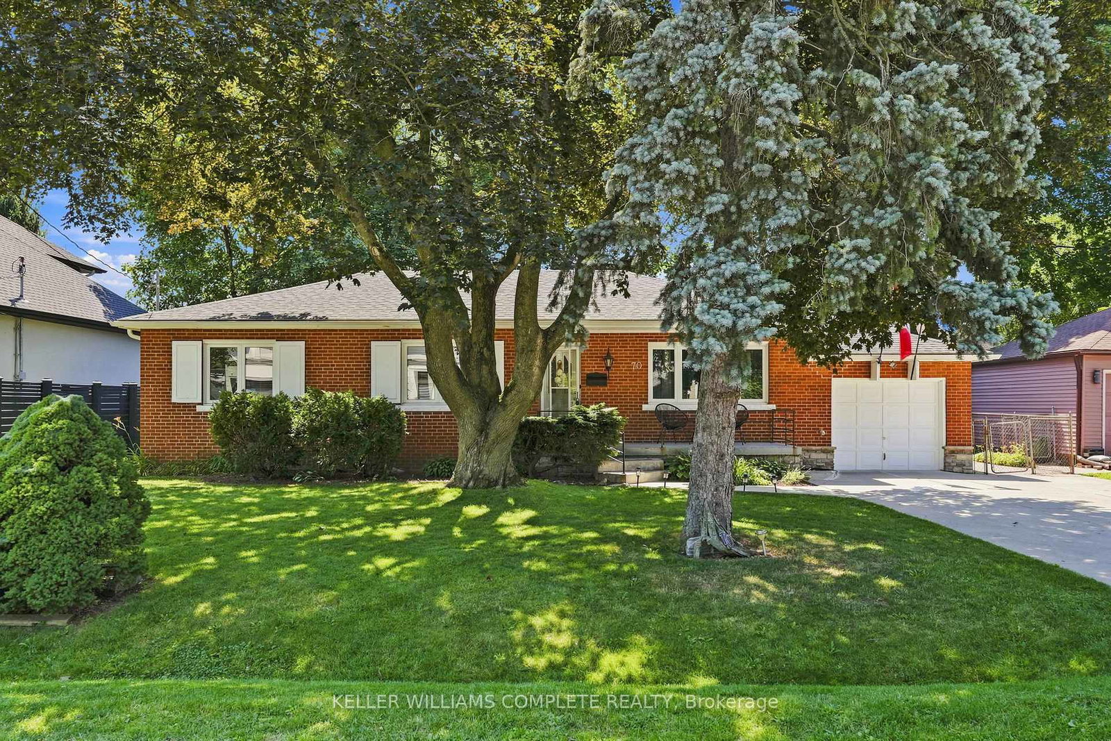 70-floresta-court-hamilton-ontario-x13637378
