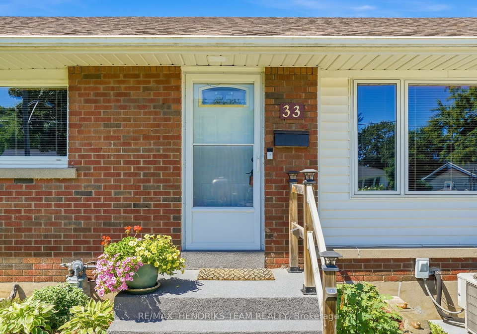 33-nickerson-avenue-st-catharines-ontario-x13637654