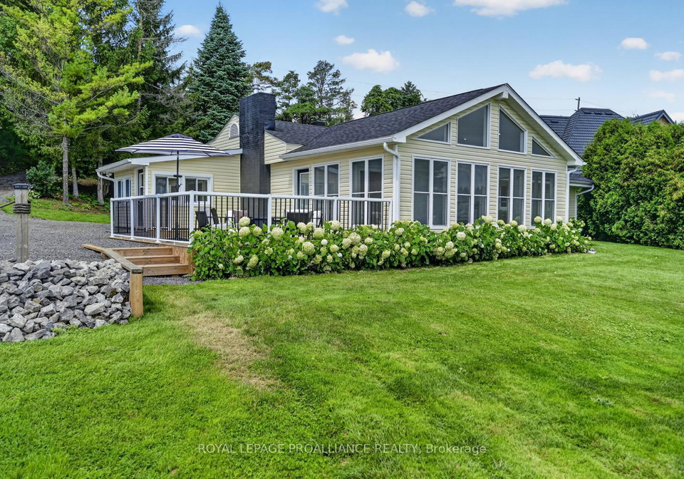1637-county-road-2-edwardsburghcardinal-ontario-x13637720