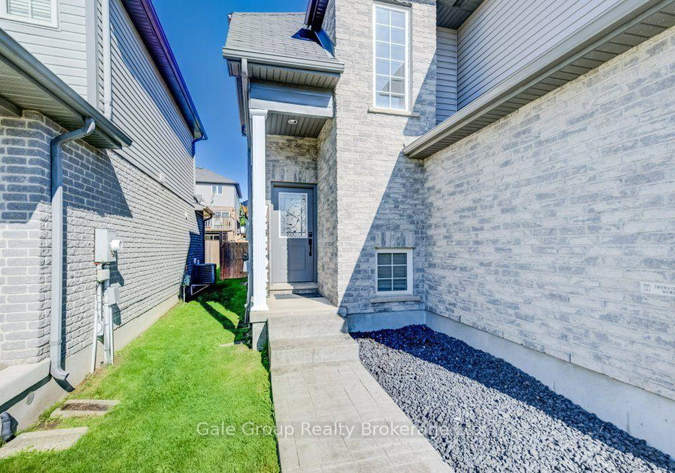 468-champlain-avenue-woodstock-ontario-x13637754