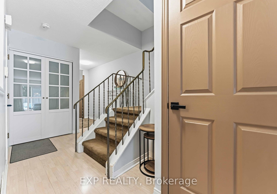 2078-orient-park-drive-ottawa-ontario-x13637934