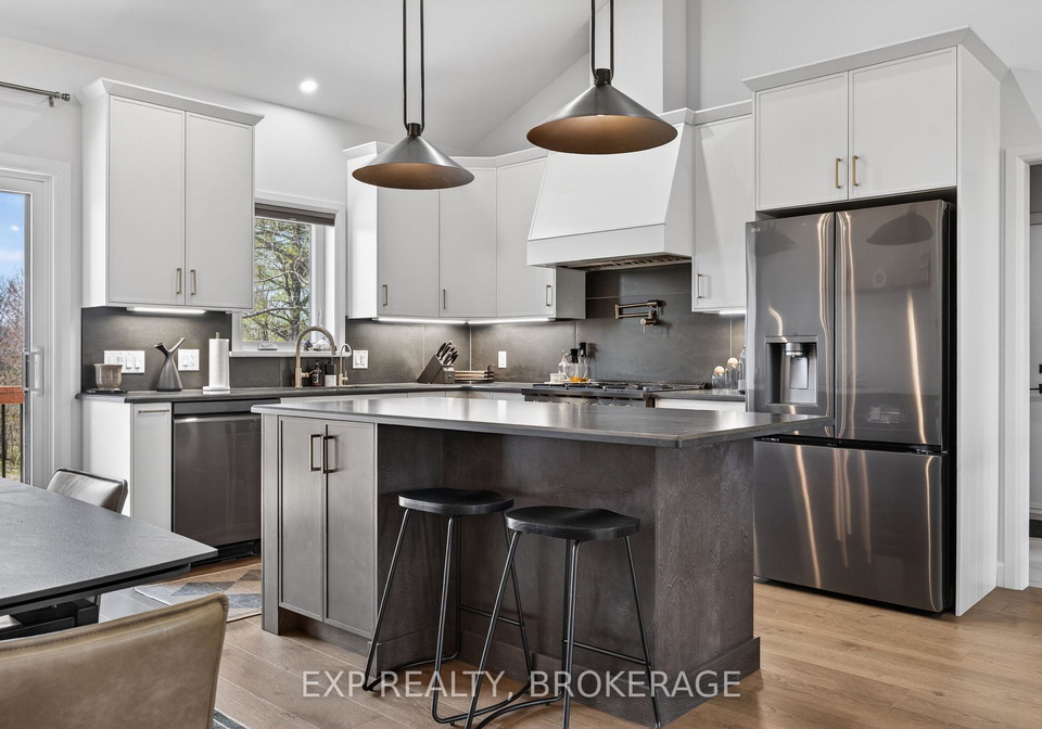 9304-perth-road-rideau-lakes-ontario-x13637954