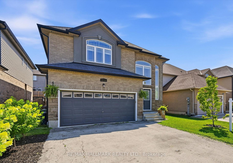 1334-upper-paradise-road-hamilton-ontario-x13638022