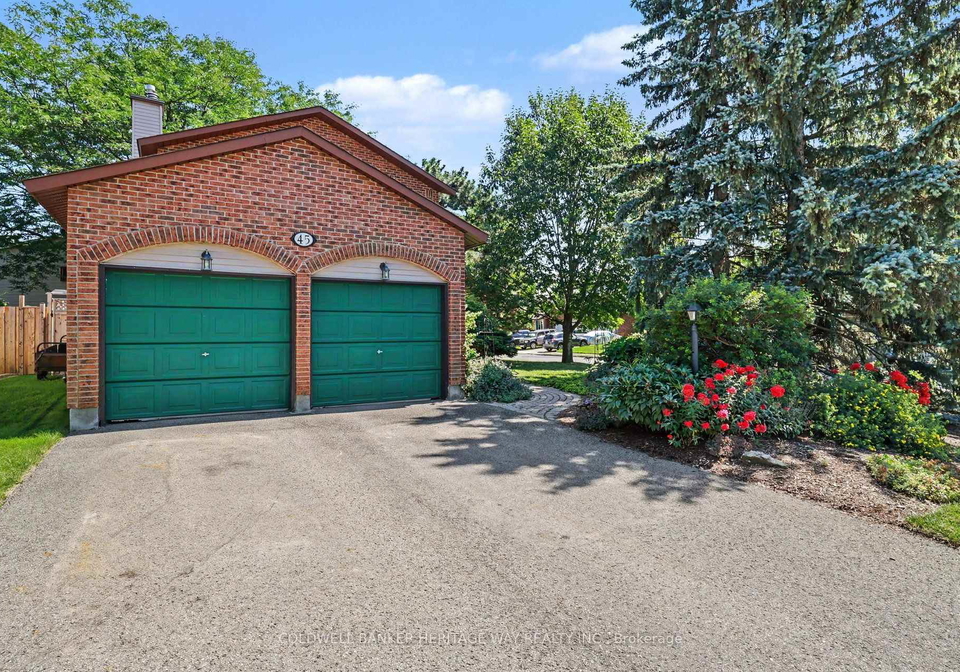 45-shadetree-crescent-ottawa-ontario-x13638070