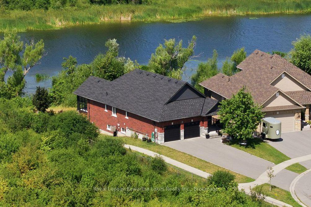 25-barron-boulevard-kawartha-lakes-ontario-x13638134
