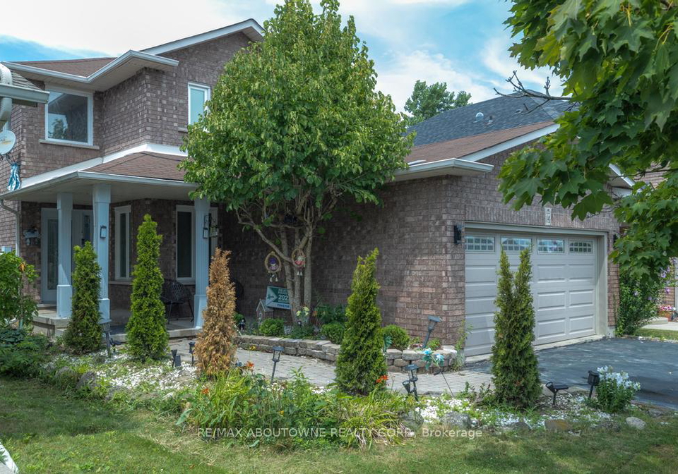 14-sable-drive-hamilton-ontario-x13638170