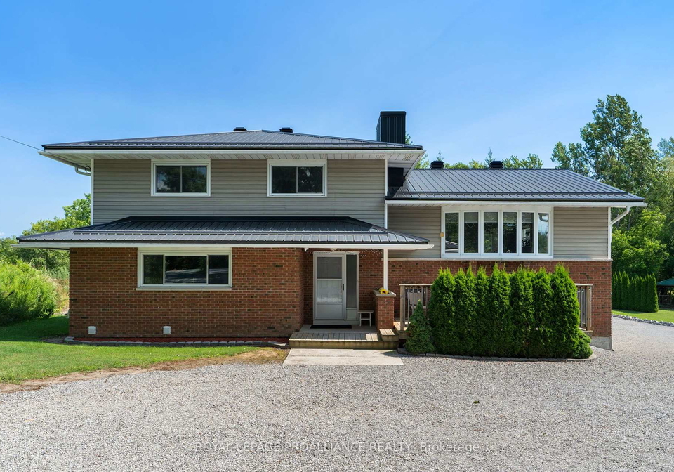 1321-county-road-2-w-leeds-and-the-thousand-islands-ontario-x13638186