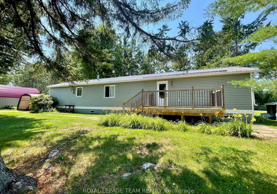 10-robert-colin-lane-whitewater-region-ontario-x13638432