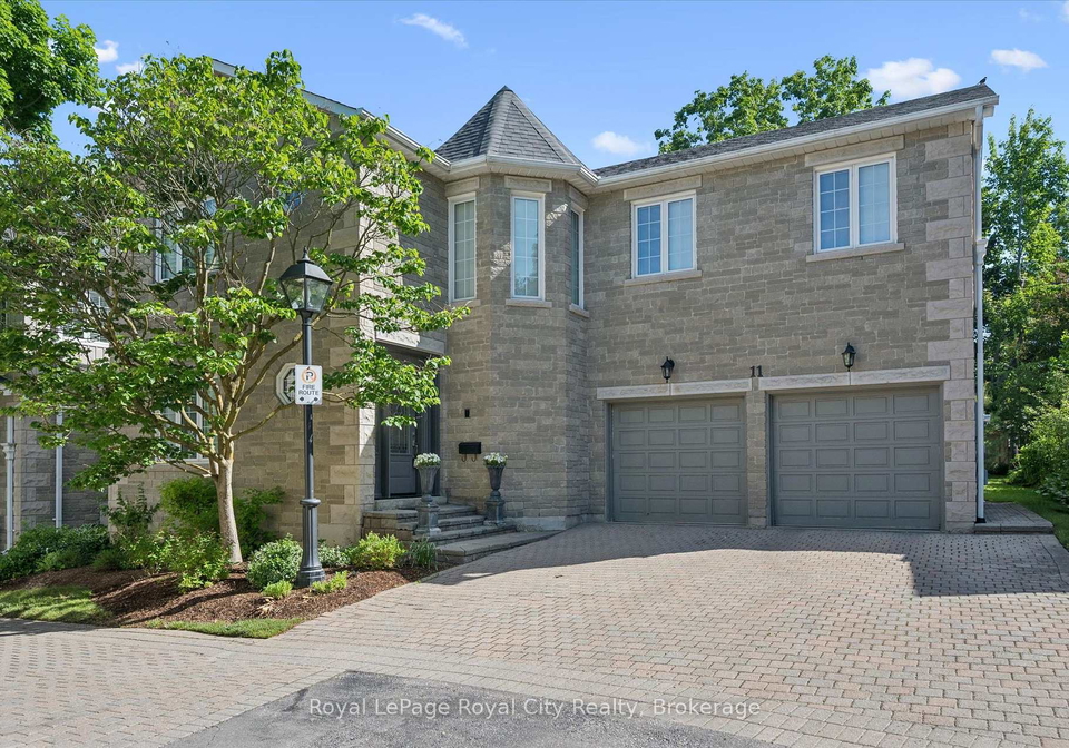 25-manor-park-crescent-guelph-ontario-x13638520