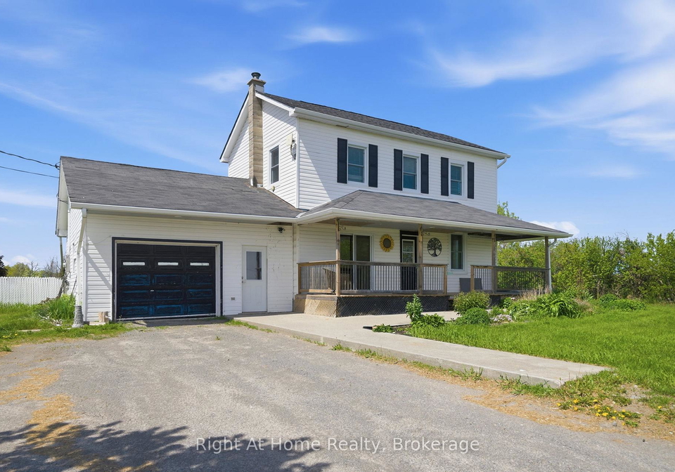 660-county-road-19-prince-edward-county-ontario-x13638630