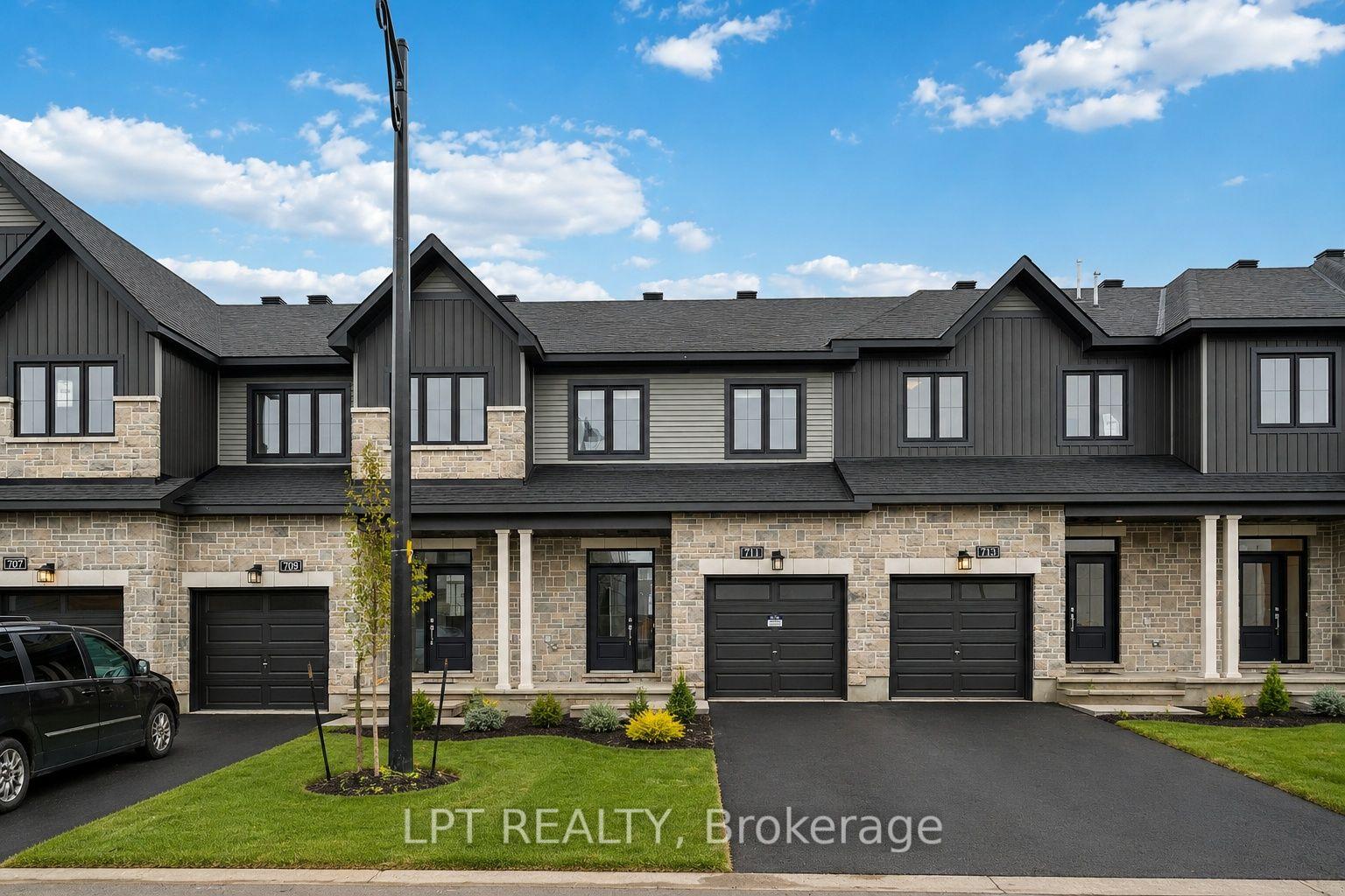 711-fairline-row-kanata-ontario-x13638708