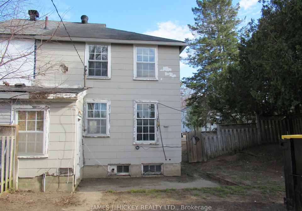 10-iberville-street-deep-river-ontario-x13638832
