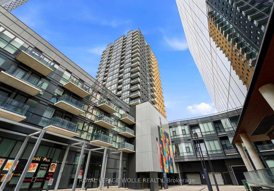 104-garment-street-waterloo-ontario-x13638880