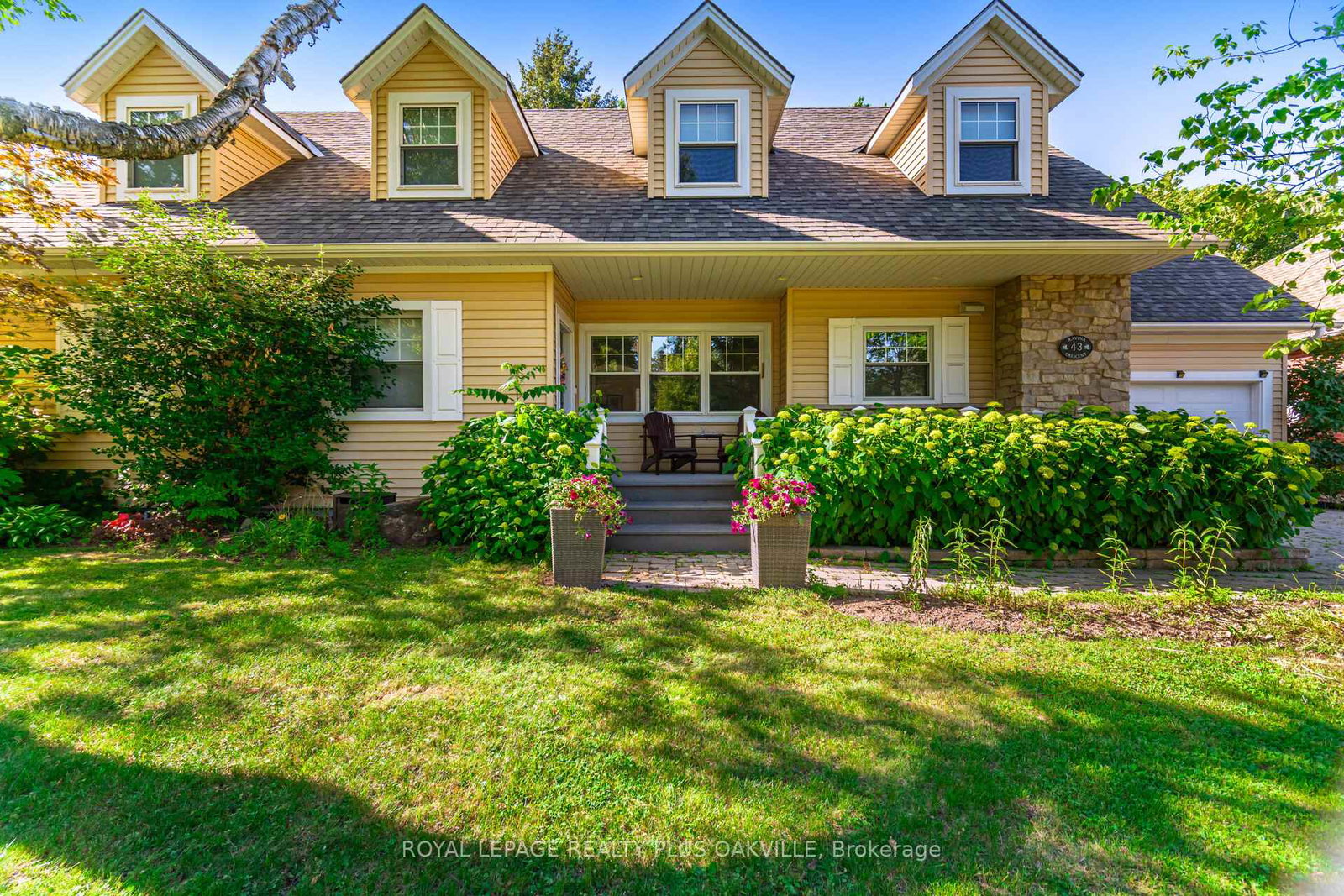 43-ravina-crescent-hamilton-ontario-x13638924