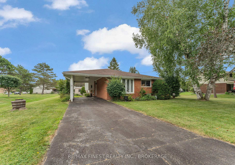 21-greenfield-park-belleville-ontario-x13639102