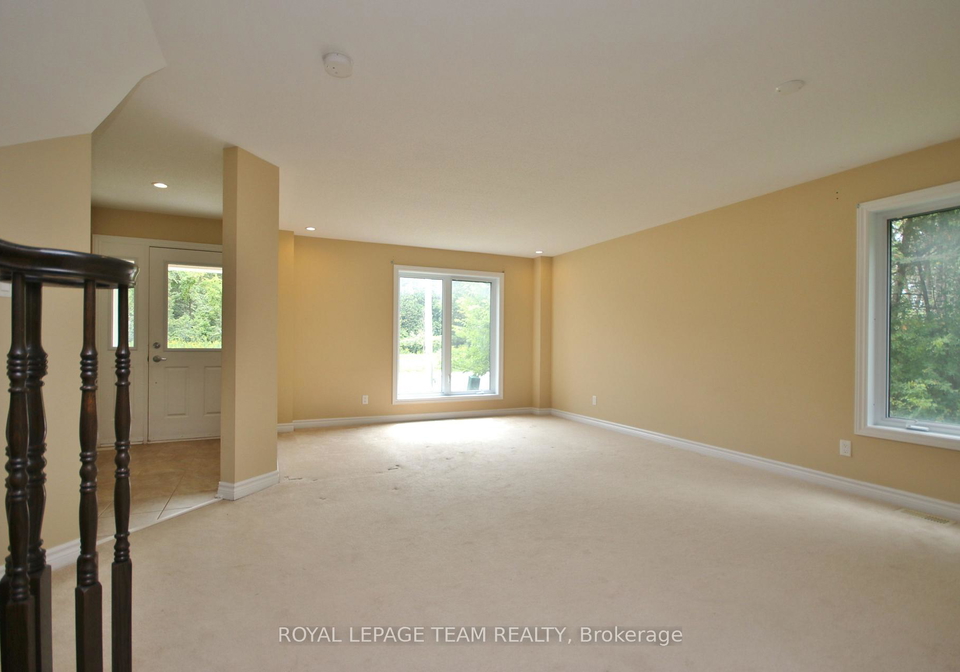 593-clearbrook-drive-ottawa-ontario-x13639280